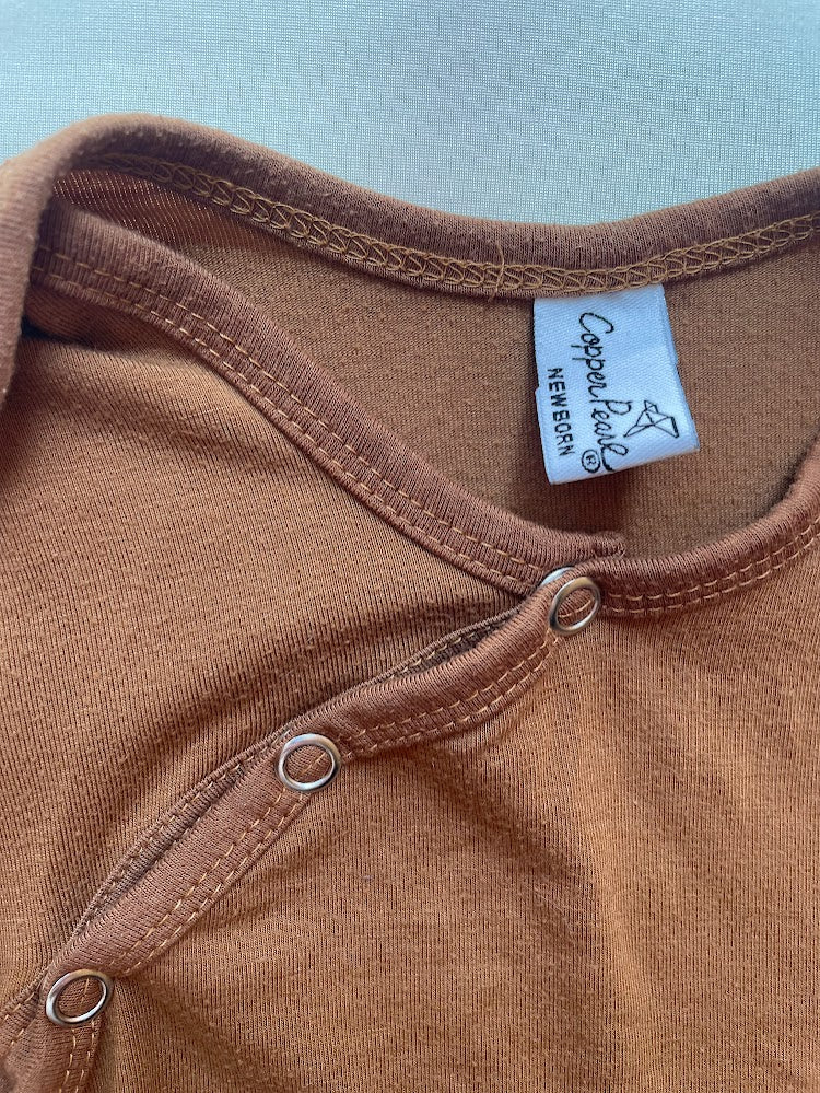 Newborn Knotted Gown