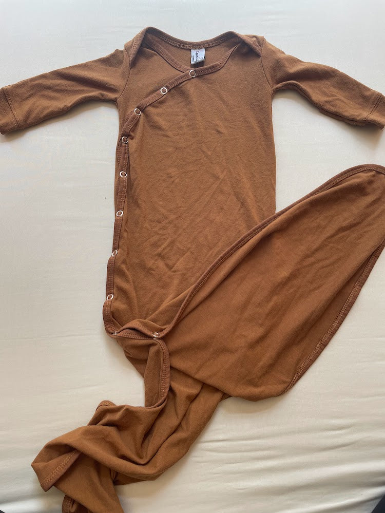 Newborn Knotted Gown